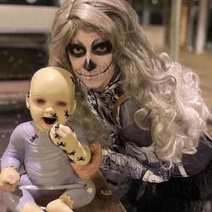 Meet your Posher, Jennifer